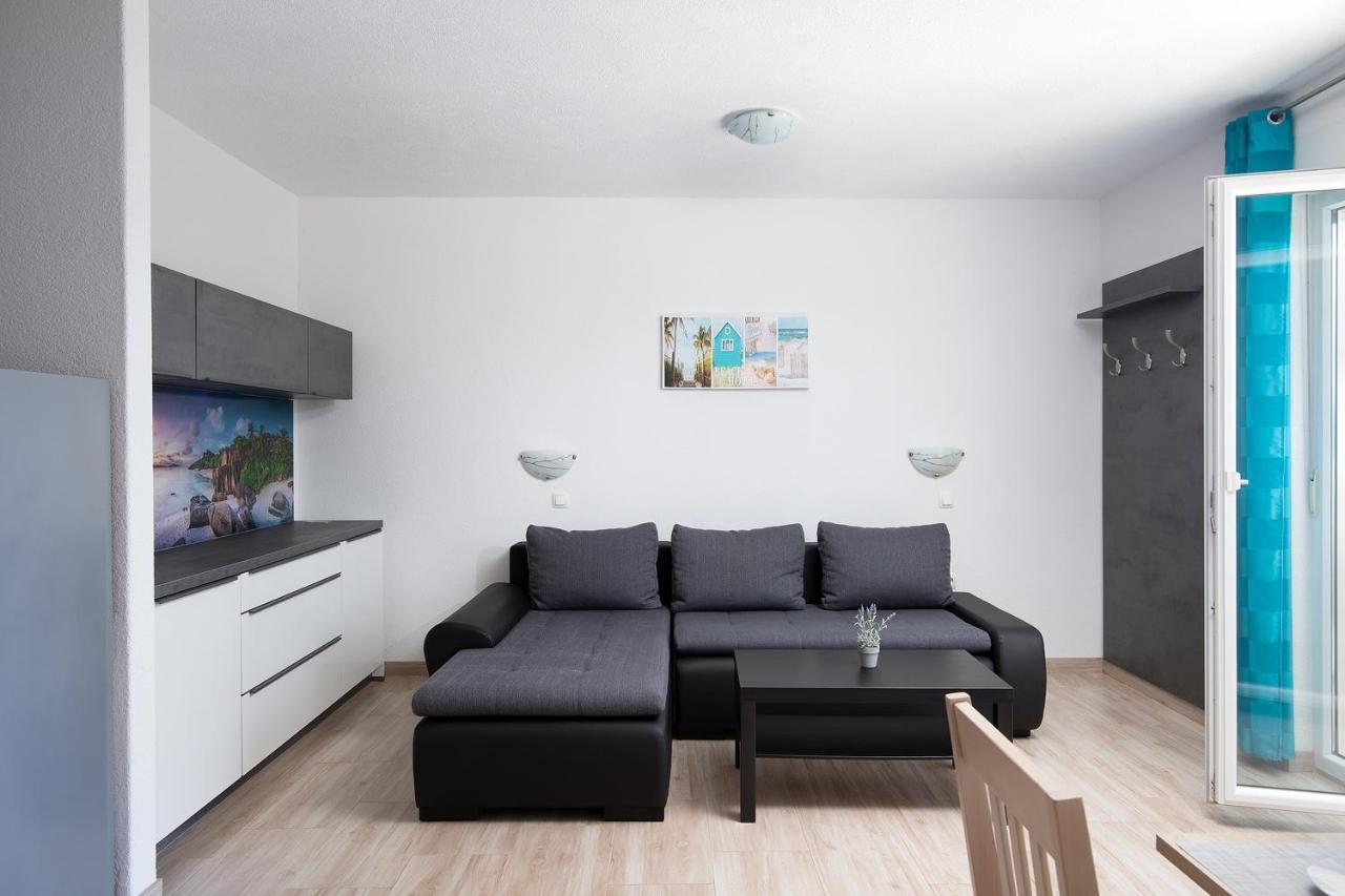 Apartmani Mirna Luka Pomer Bagian luar foto